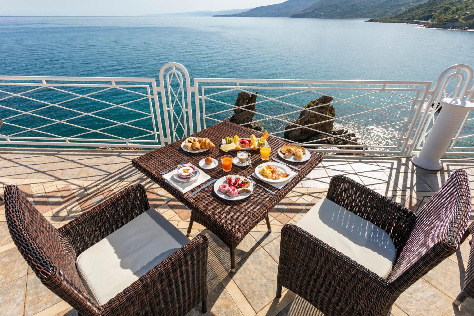 Hotel Kalura Cefalù Exterior foto